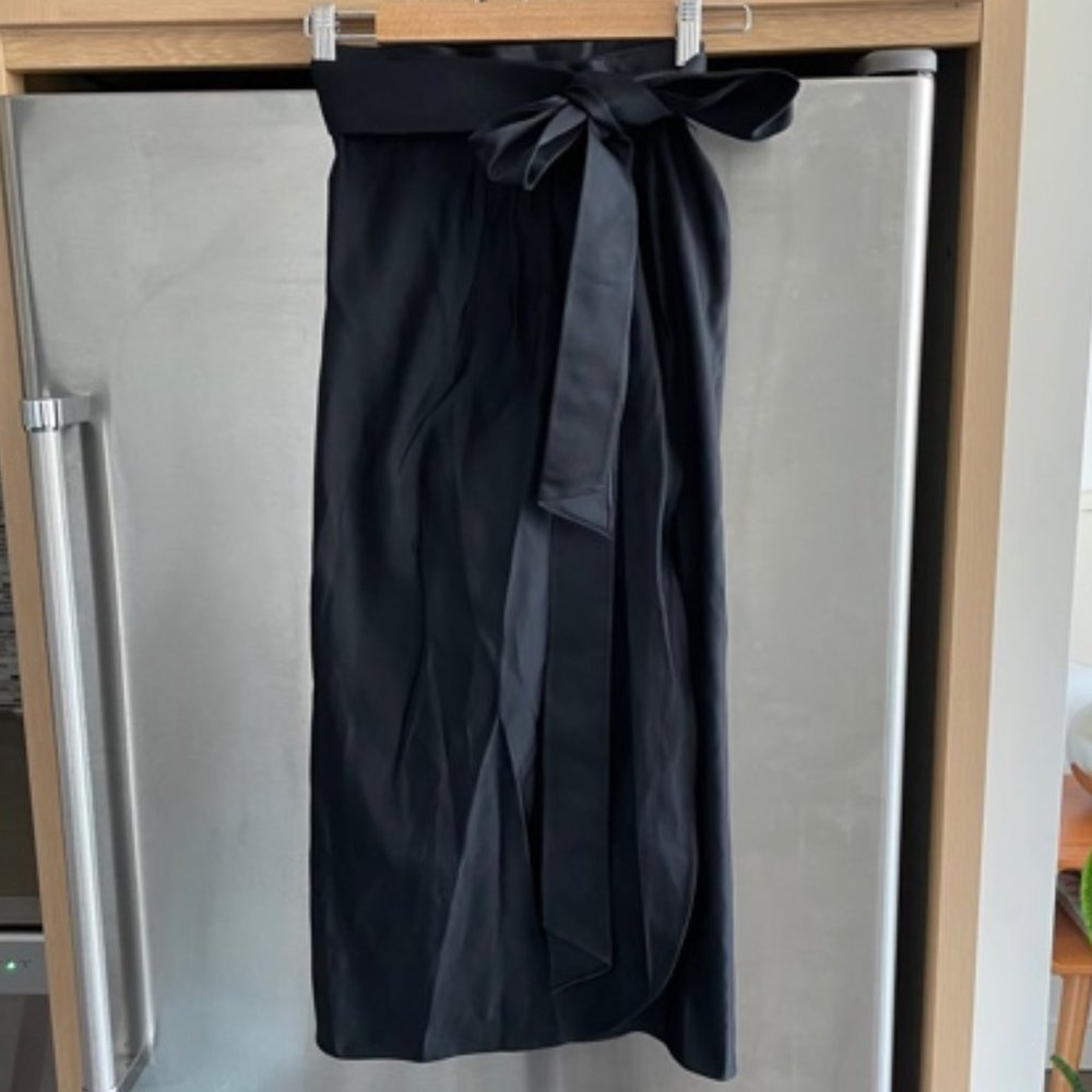 THE ROW Navy Wrap Skirt One size